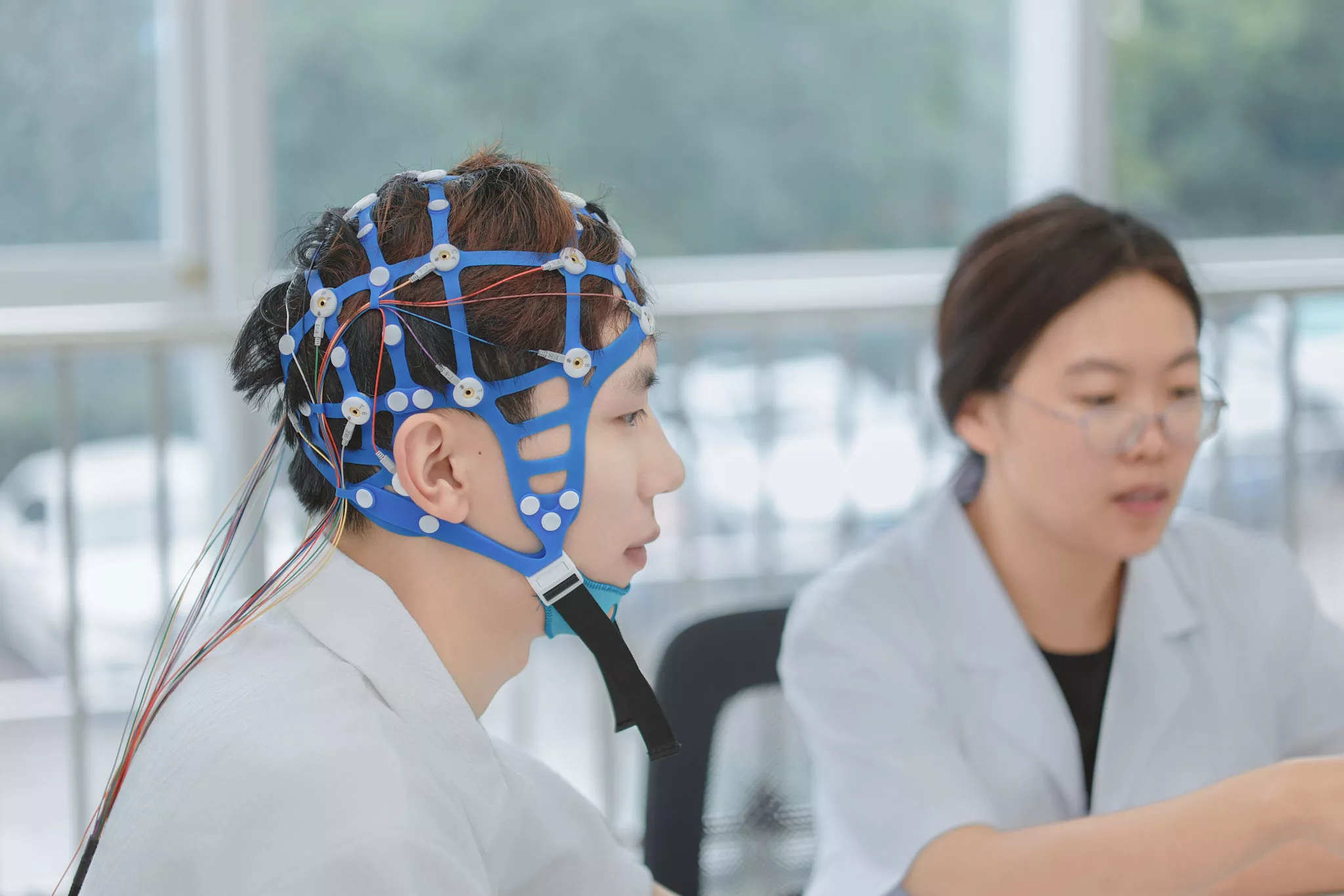 Tenocom Official Site | Reliable EEG Cap Solutions