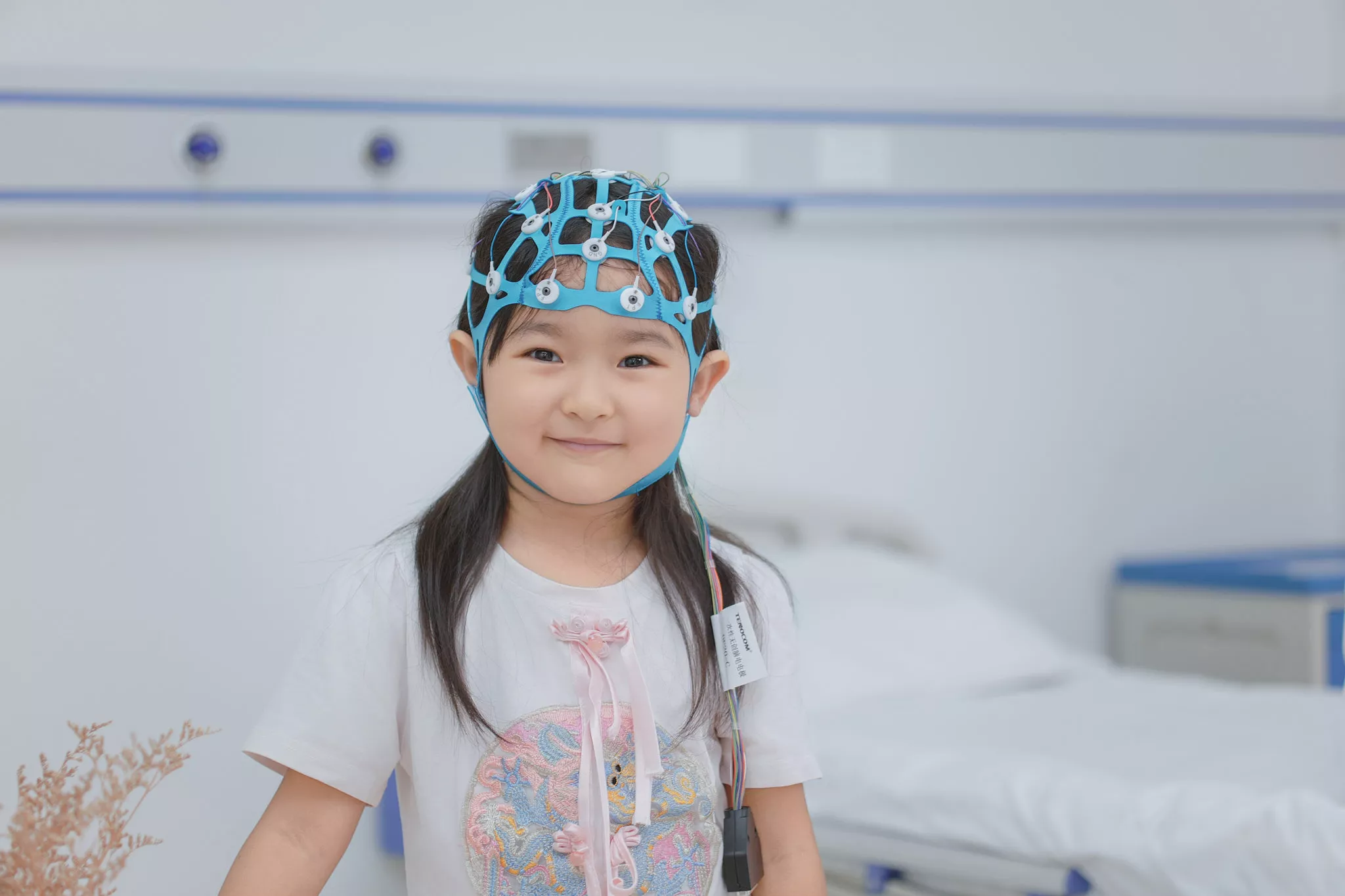 Tenocom Official Site | Reliable EEG Cap Solutions