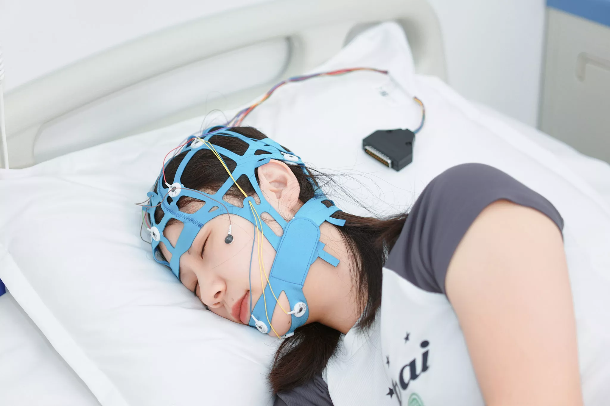 Tenocom Official Site | Reliable EEG Cap Solutions