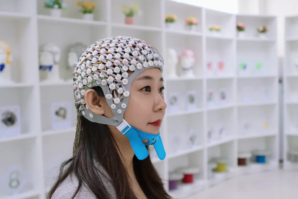 Tenocom Official Site | Reliable EEG Cap Solutions